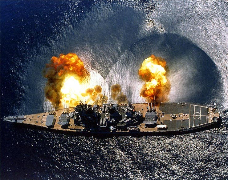 Uss_iowa_bb-61_pr.jpg